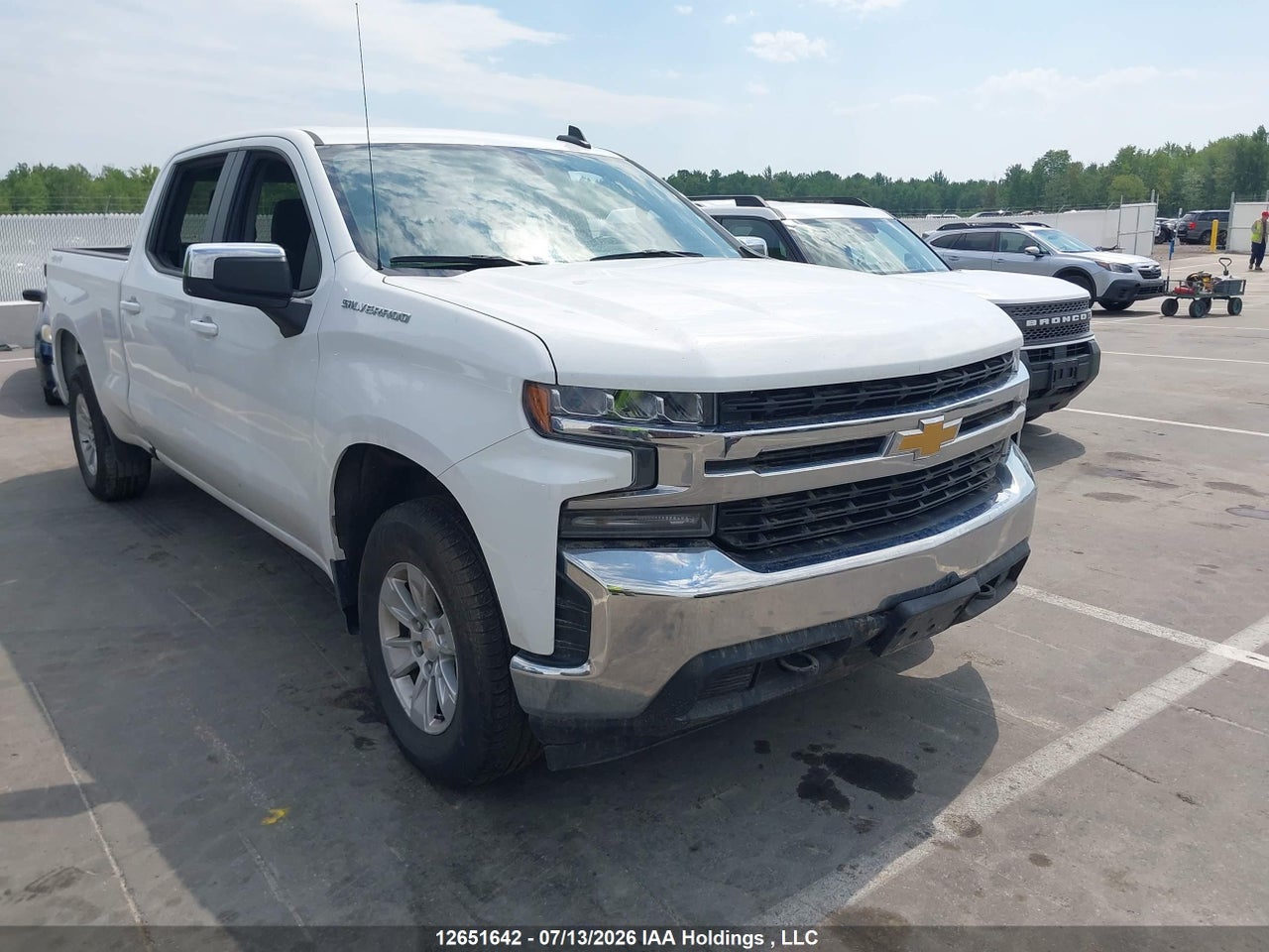 2022 CHEVROLET SILVERADO 1500 LTD LT thumbnail 2