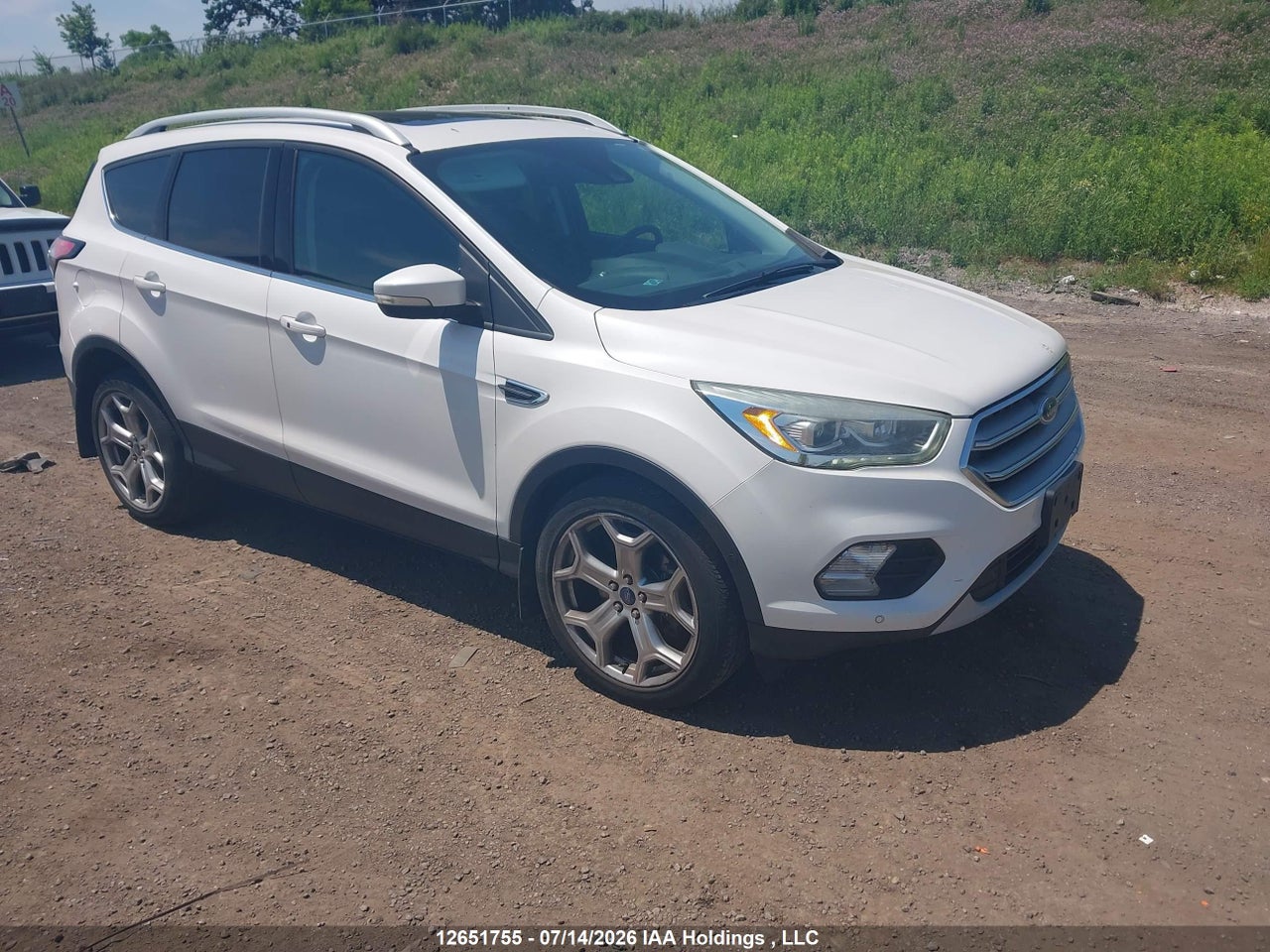 2017 FORD ESCAPE thumbnail 2