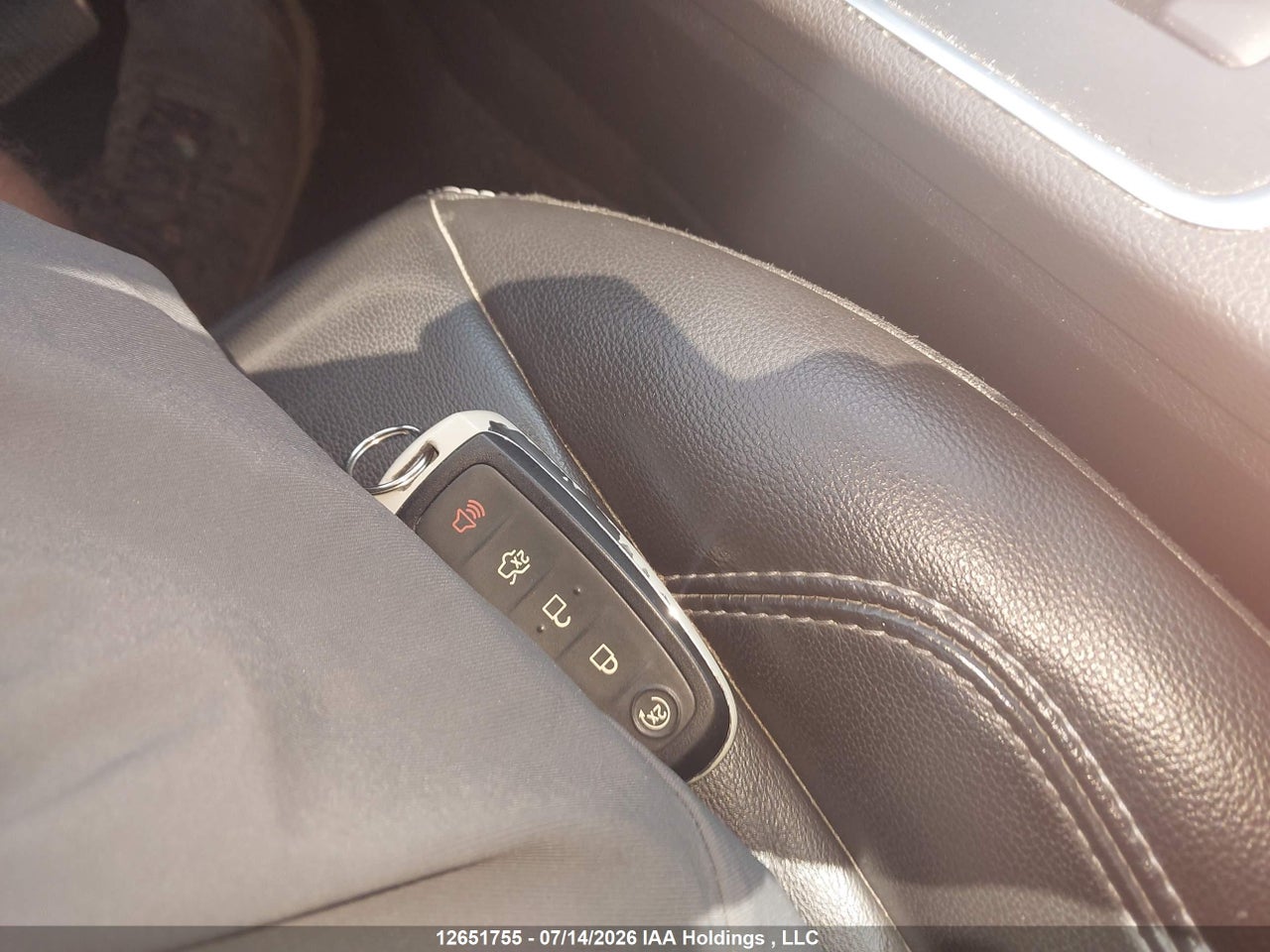 2017 FORD ESCAPE thumbnail 12