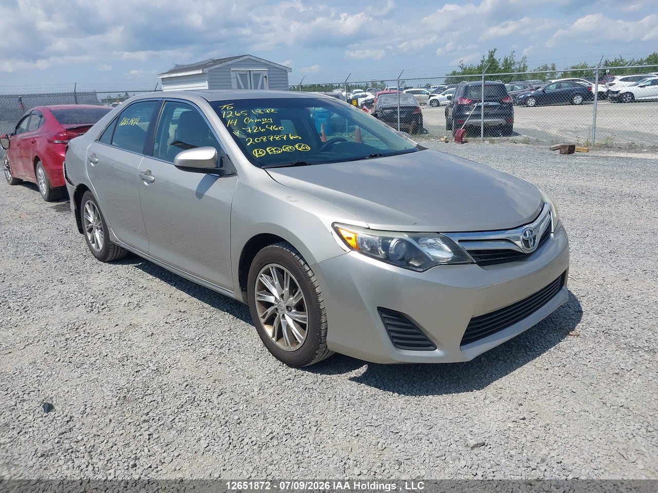 2014 TOYOTA CAMRY LE thumbnail 2