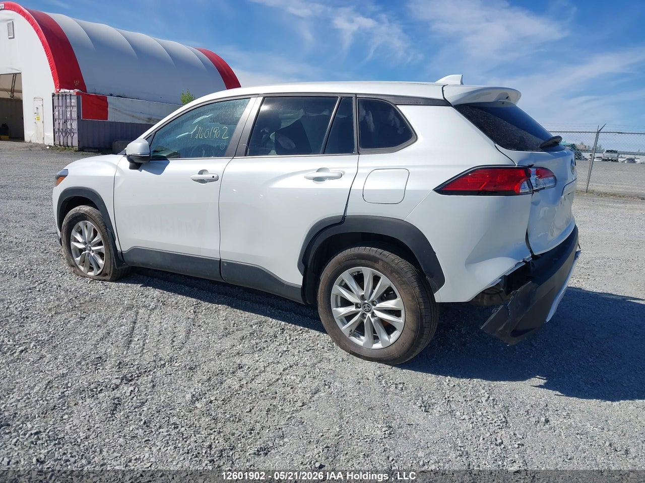 2024 TOYOTA COROLLA CROSS LE thumbnail 4