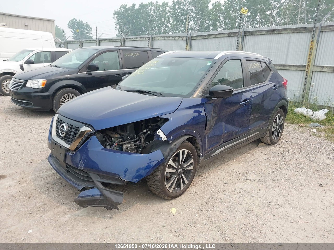 2020 NISSAN KICKS thumbnail 3