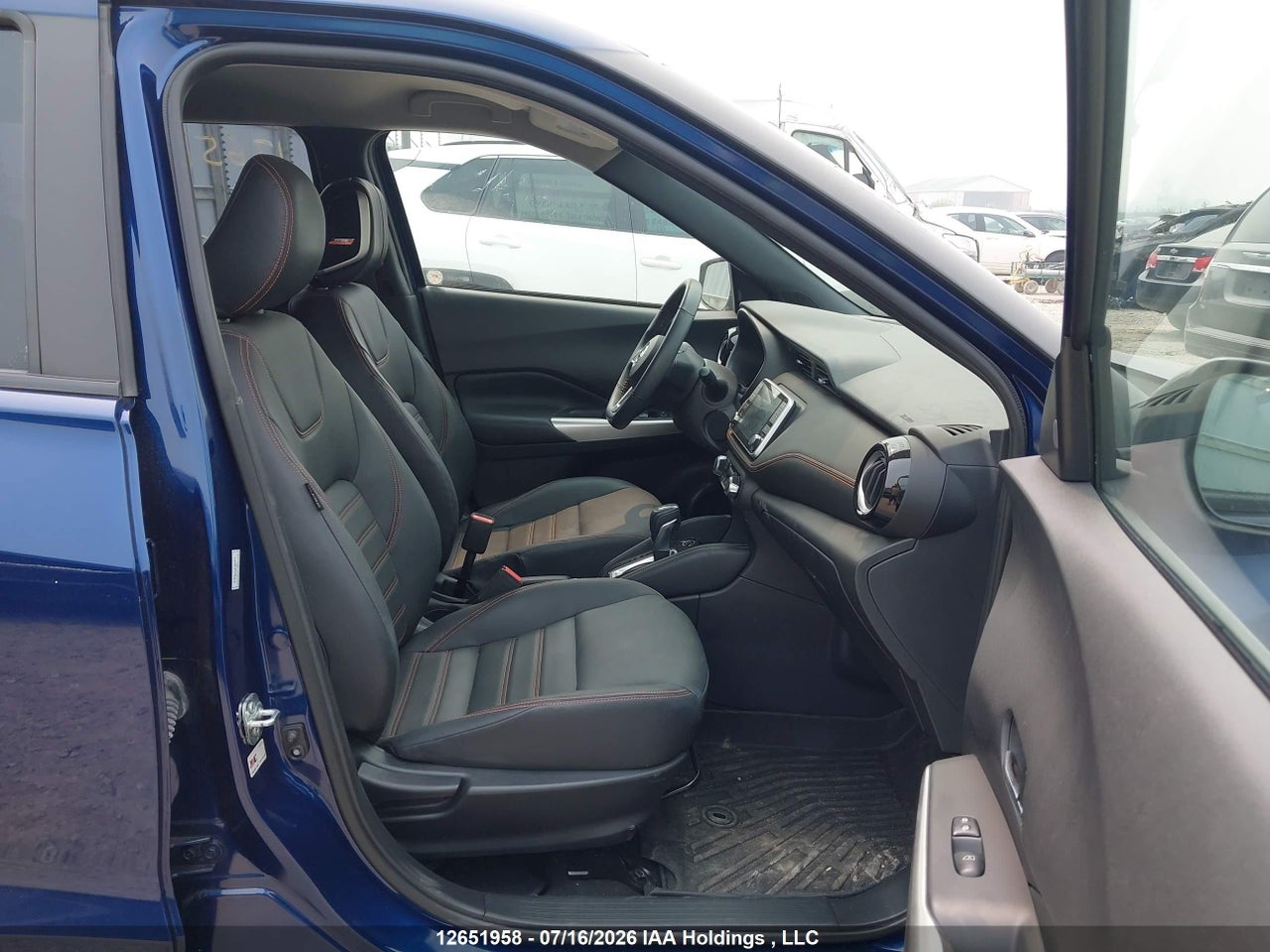 2020 NISSAN KICKS thumbnail 6