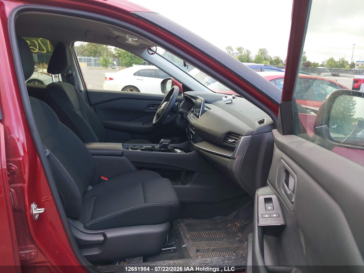 2025 NISSAN ROGUE S thumbnail 6