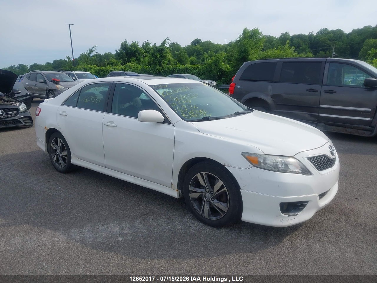 2010 TOYOTA CAMRY thumbnail 2