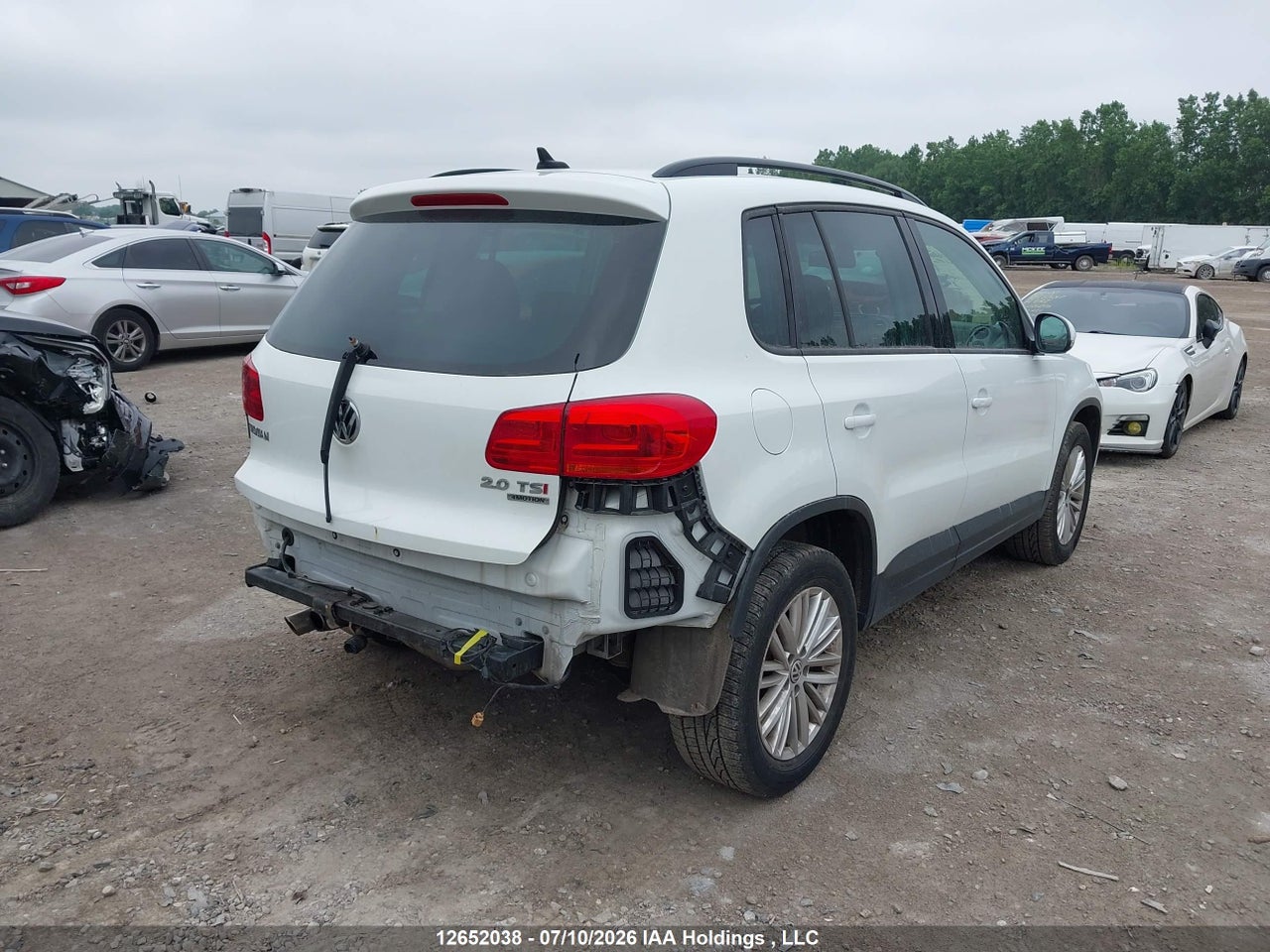 2015 VOLKSWAGEN TIGUAN thumbnail 5
