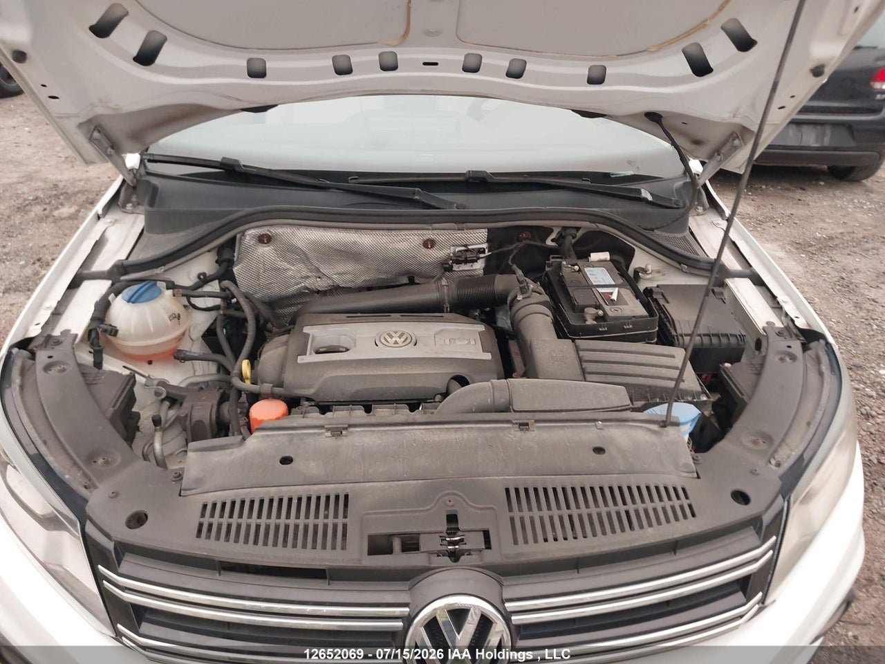 2016 VOLKSWAGEN TIGUAN COMFORT/HIGH/R-LINE/SP ED thumbnail 11