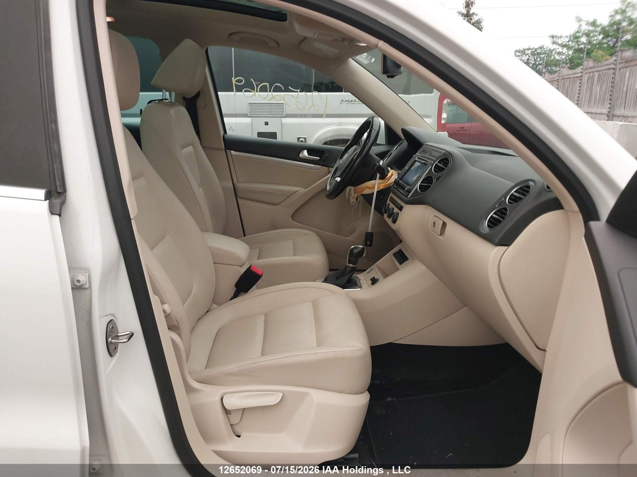 2016 VOLKSWAGEN TIGUAN COMFORT/HIGH/R-LINE/SP ED thumbnail 6