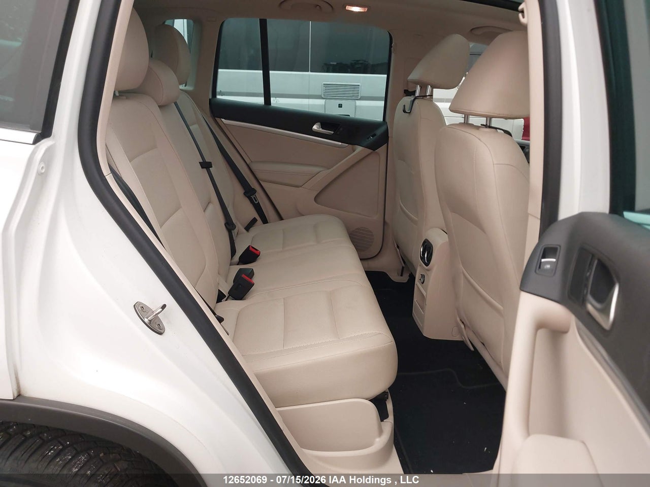 2016 VOLKSWAGEN TIGUAN COMFORT/HIGH/R-LINE/SP ED thumbnail 9