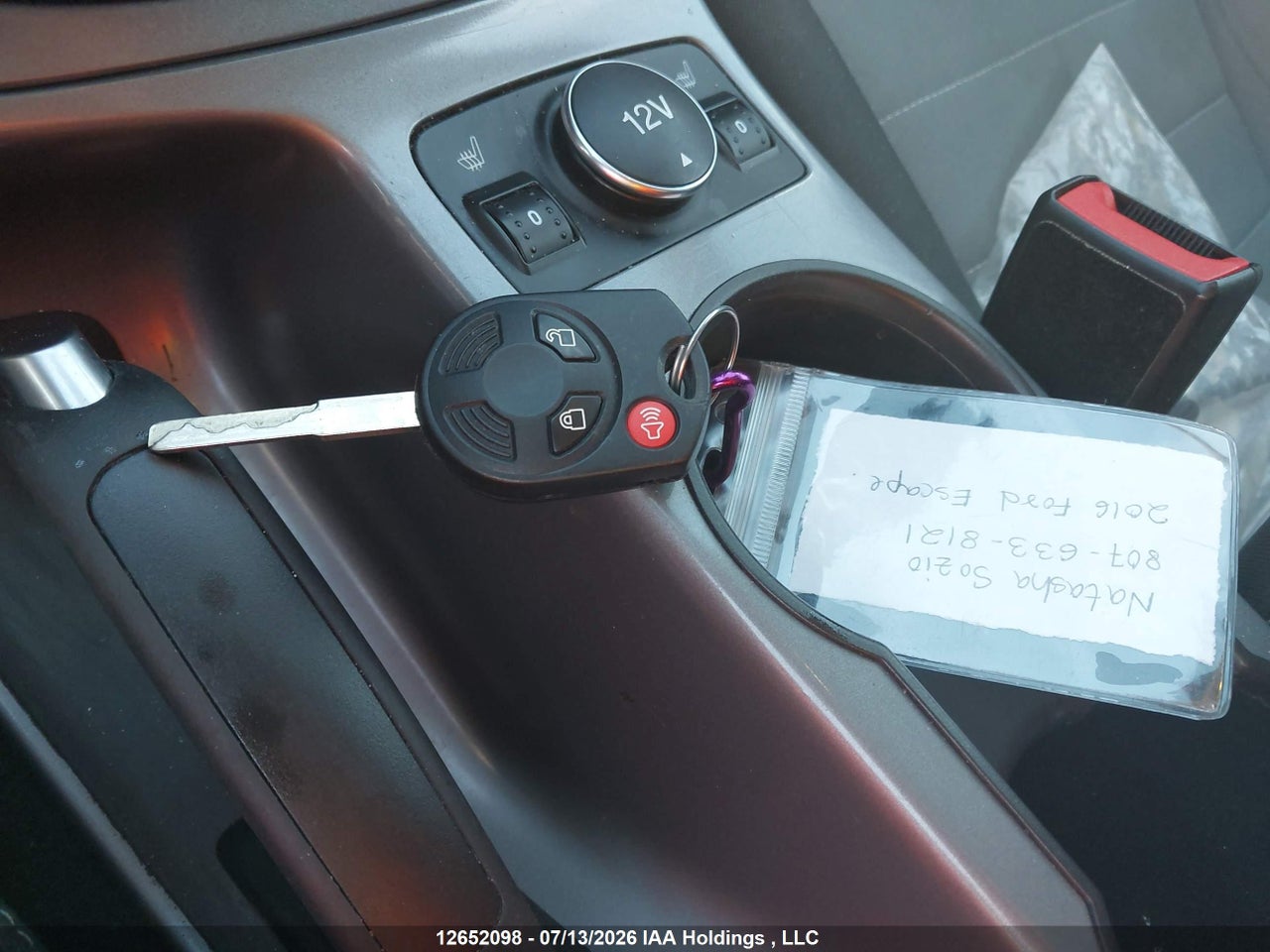 2016 FORD ESCAPE SE thumbnail 12