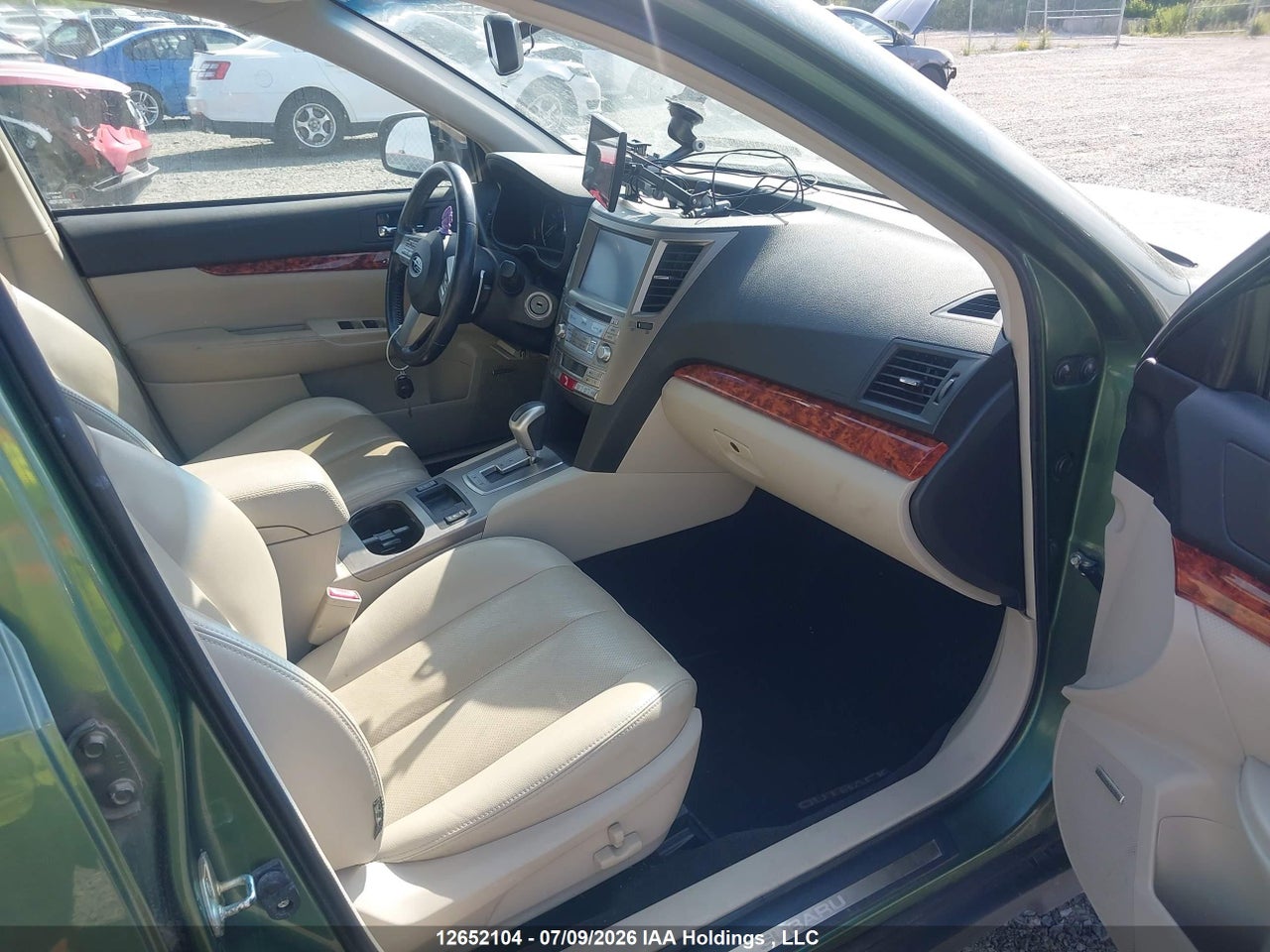 2010 SUBARU OUTBACK 2.5I LIMITED thumbnail 6