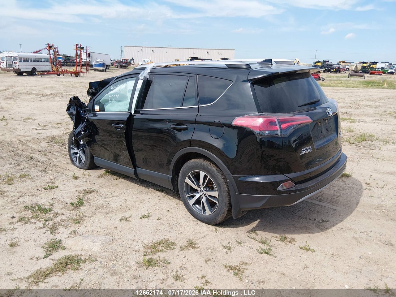 2018 TOYOTA RAV4 ADVENTURE/XLE thumbnail 4