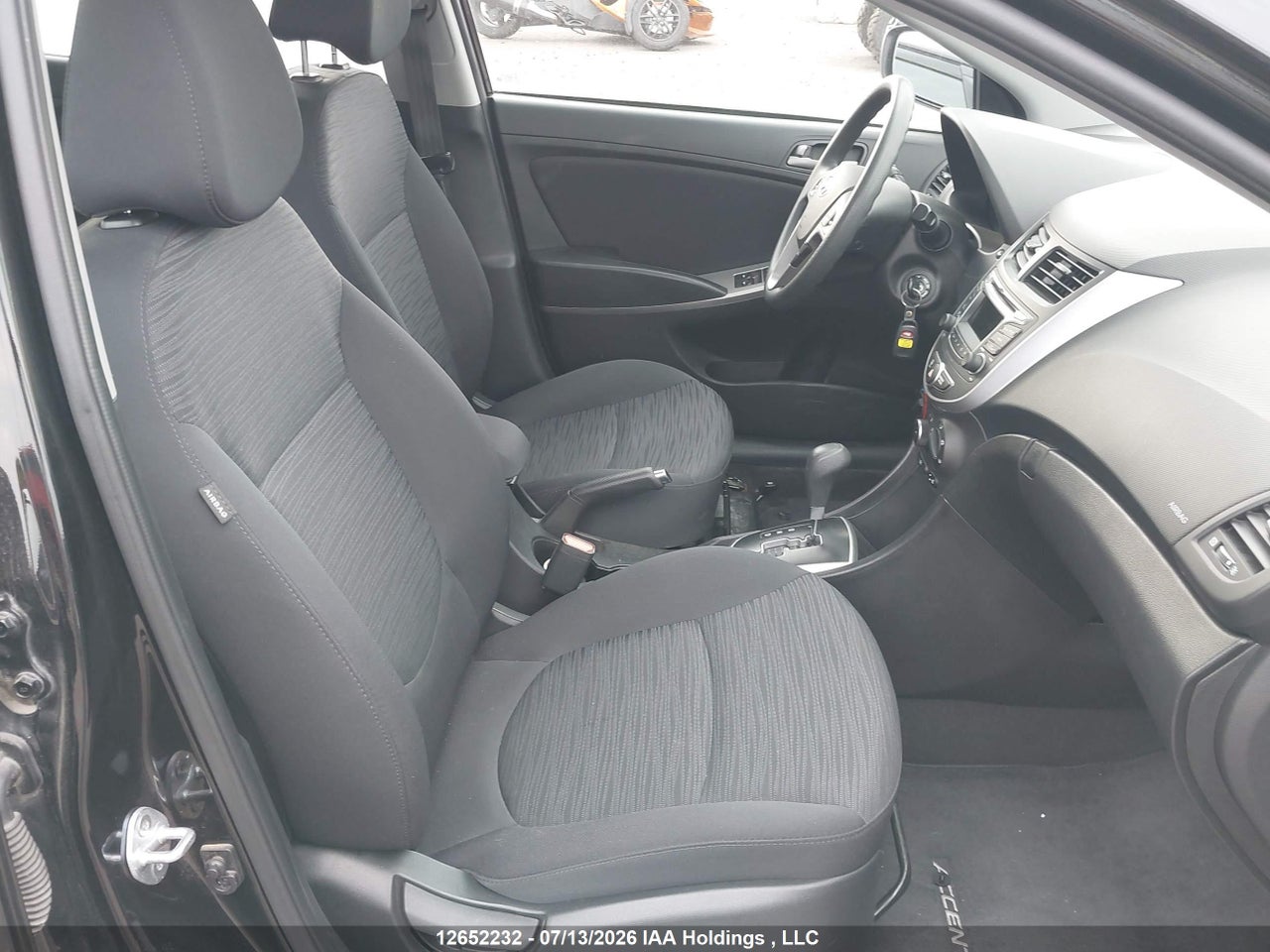 2016 HYUNDAI ACCENT SE thumbnail 6