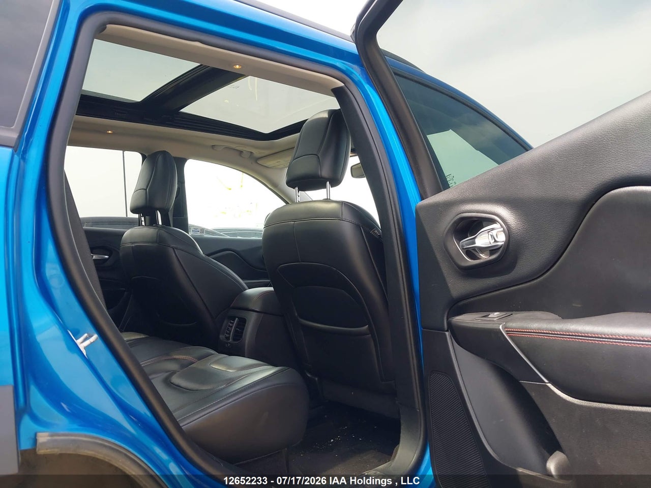 2019 JEEP CHEROKEE TRAILHAWK thumbnail 9