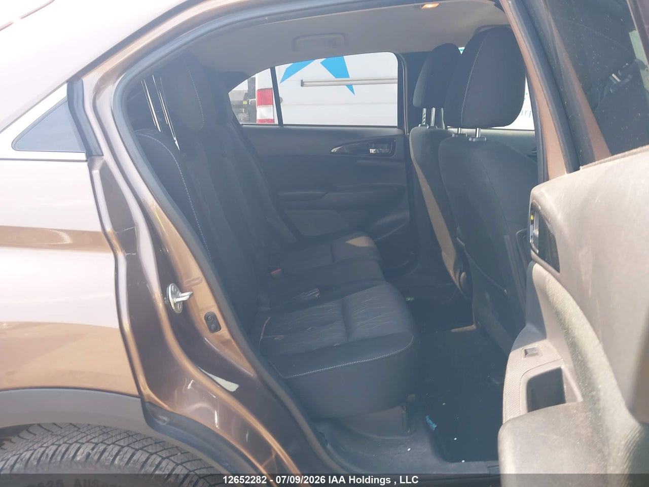 2019 MITSUBISHI ECLIPSE CROSS thumbnail 9