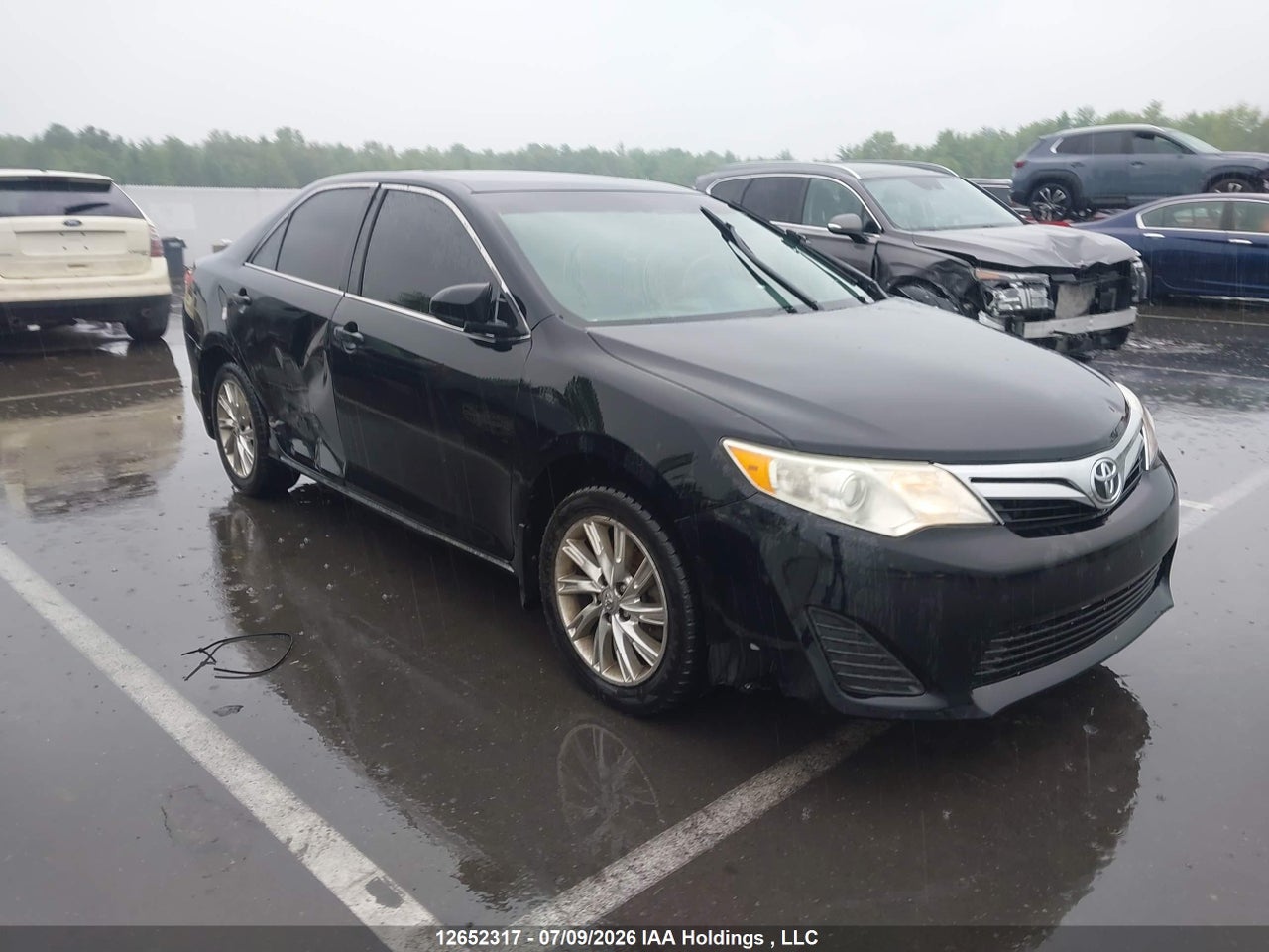 2014 TOYOTA CAMRY thumbnail 2