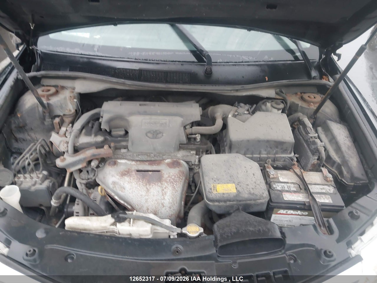 2014 TOYOTA CAMRY thumbnail 11