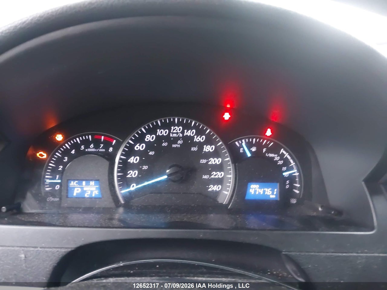 2014 TOYOTA CAMRY thumbnail 8