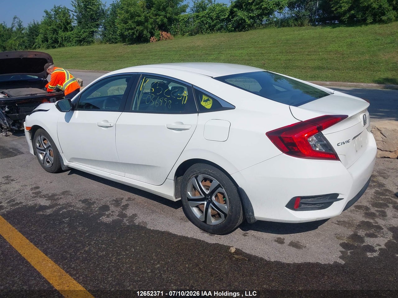 2016 HONDA CIVIC LX thumbnail 4