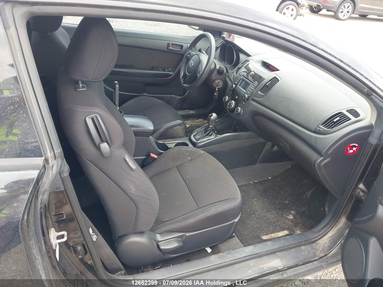 2011 KIA FORTE KOUP thumbnail 6