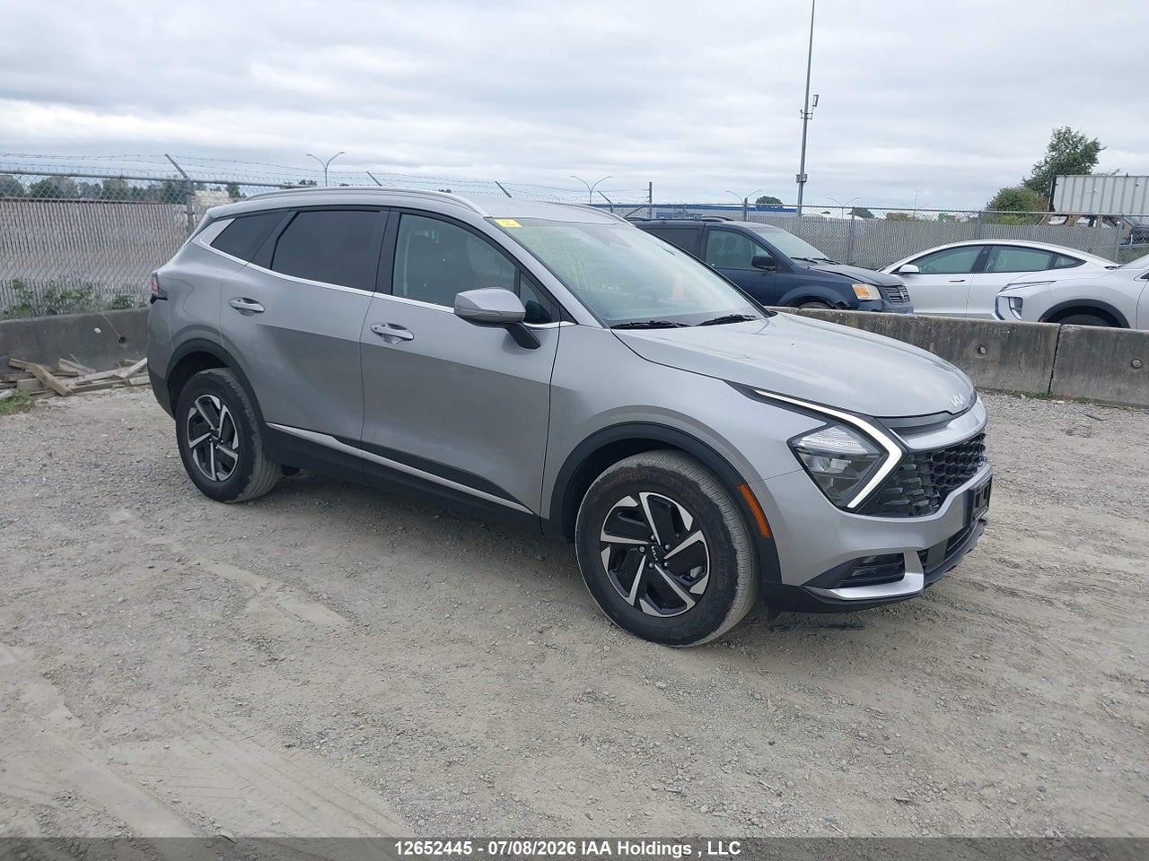 2025 KIA SPORTAGE EX thumbnail 2