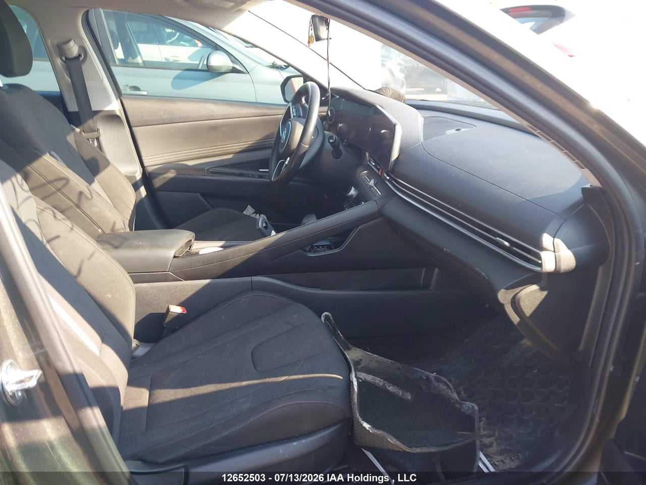2023 HYUNDAI ELANTRA HYBRID LUXURY thumbnail 6