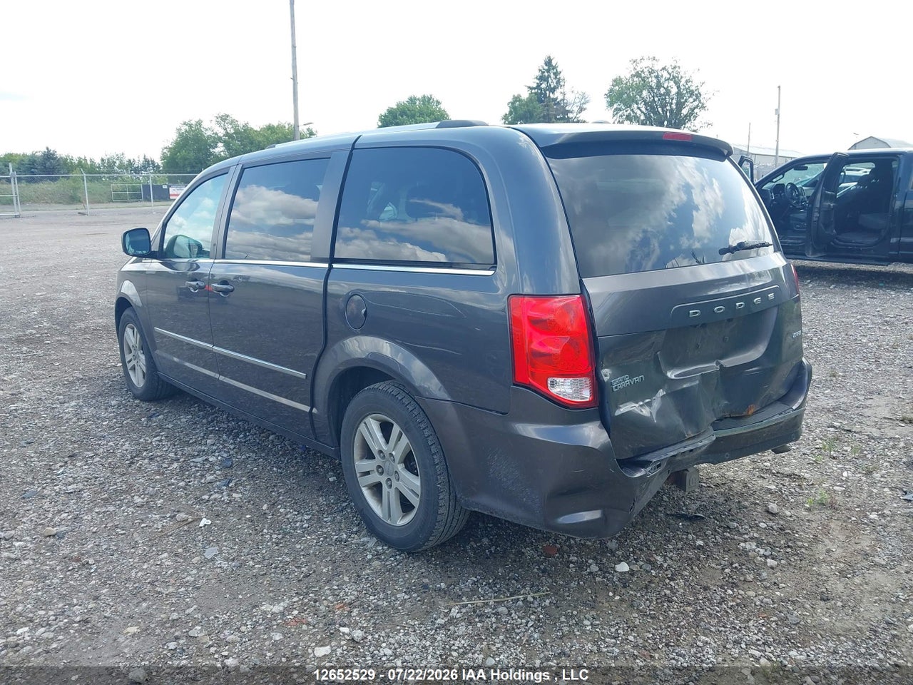2017 DODGE GRAND CARAVAN CREW thumbnail 4