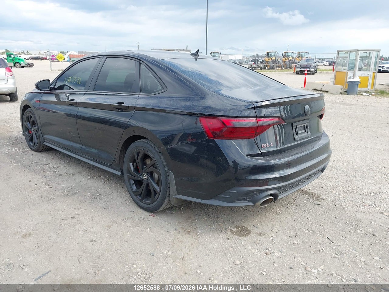 2024 VOLKSWAGEN JETTA GLI thumbnail 4