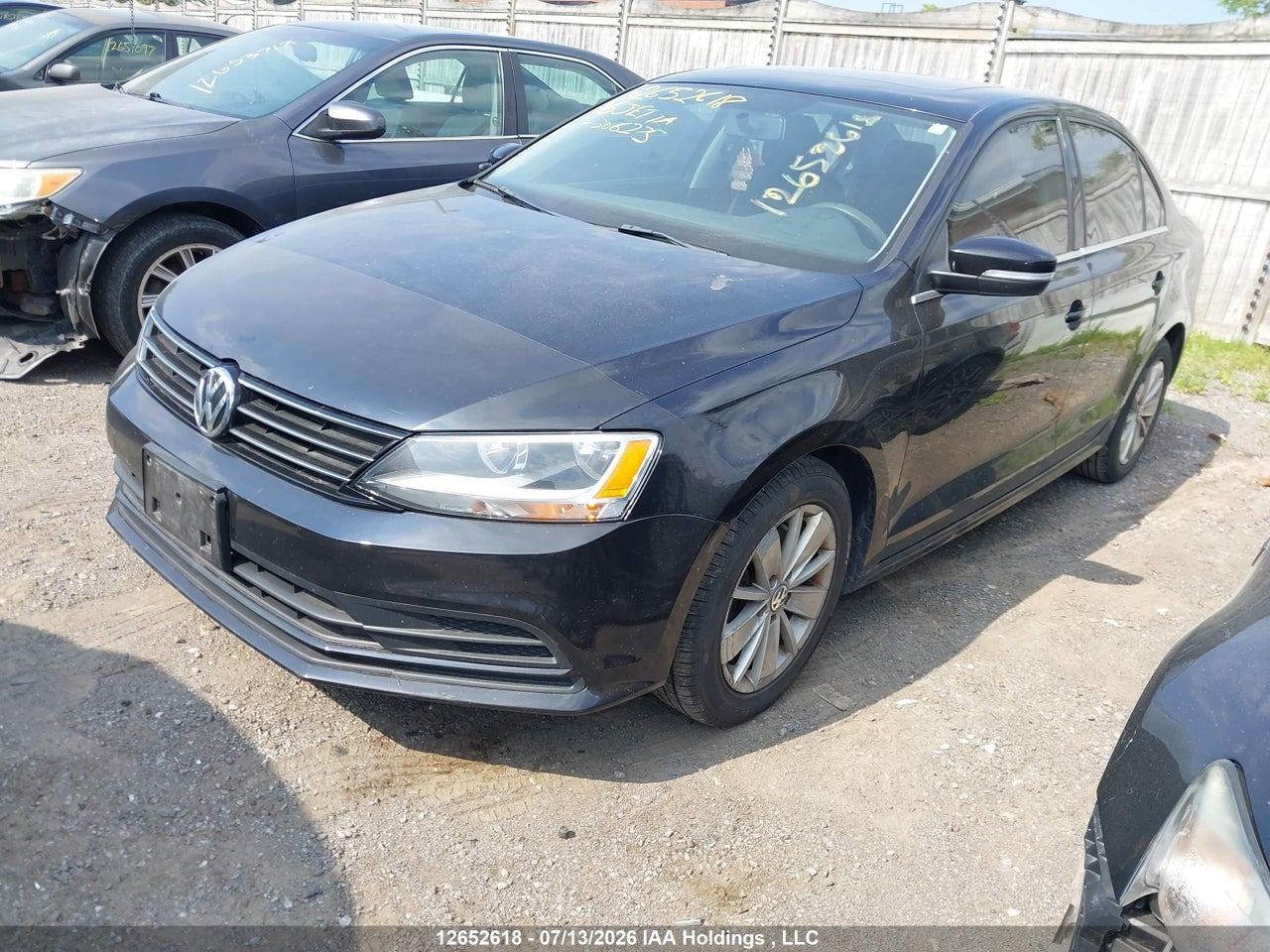 2016 VOLKSWAGEN JETTA thumbnail 3