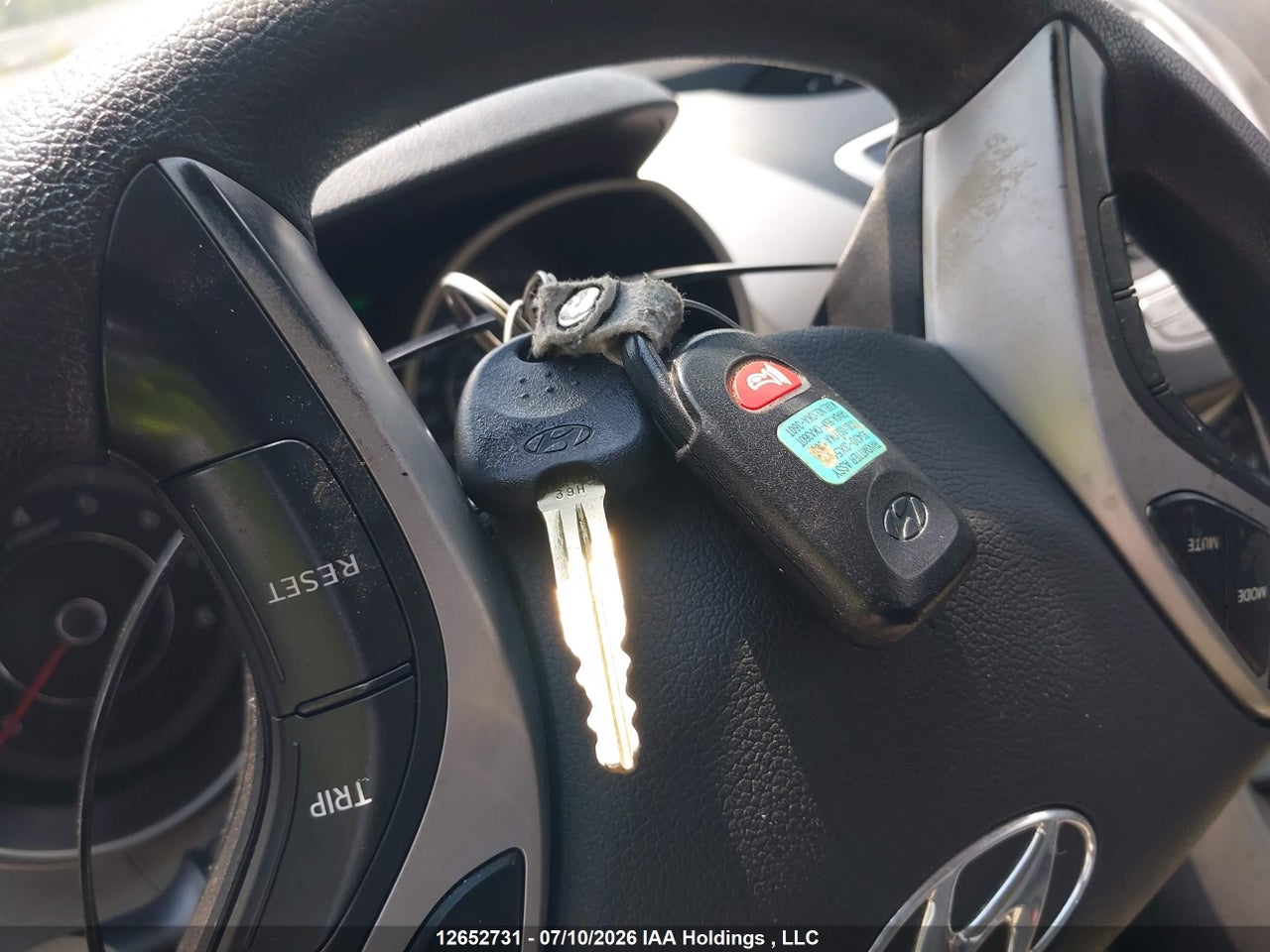 2012 HYUNDAI ELANTRA GLS/LIMITED thumbnail 12