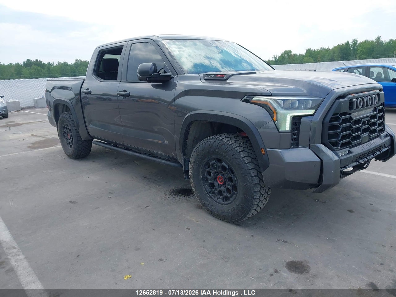 2024 TOYOTA TUNDRA HYBRID LIMITED 4X4 thumbnail 2