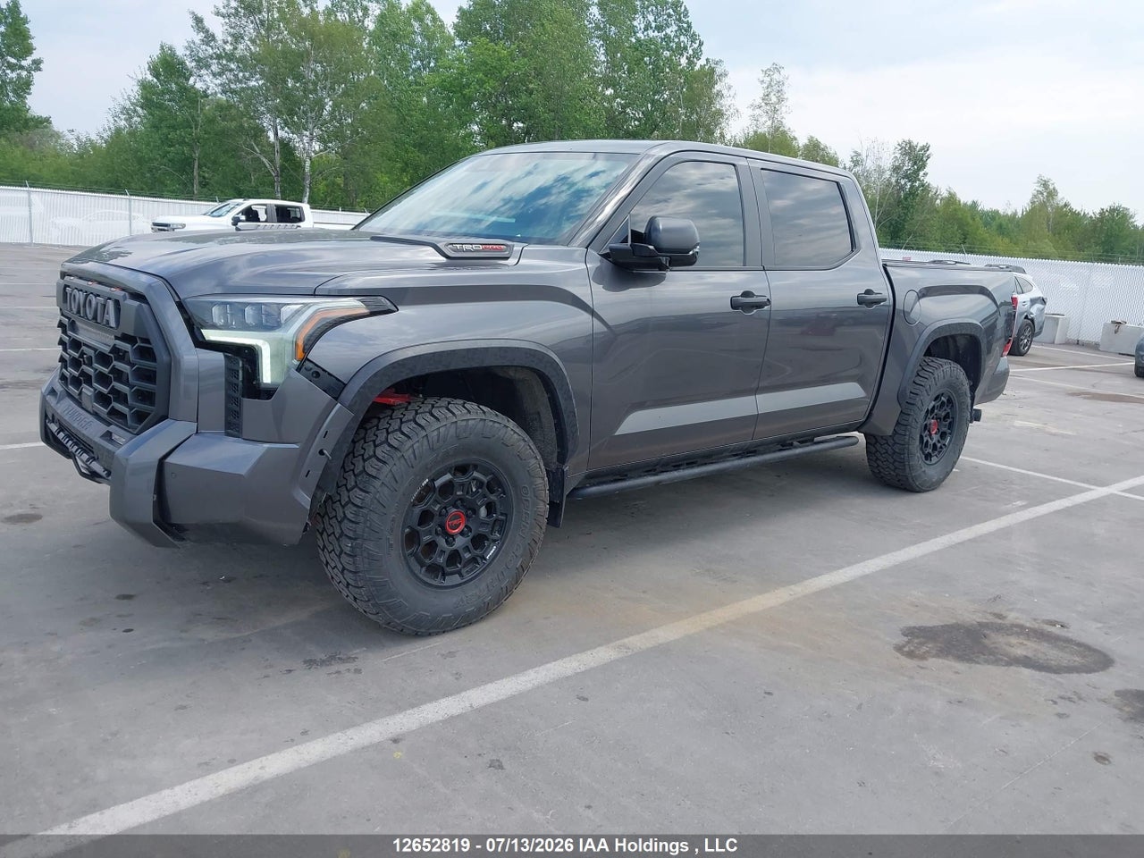2024 TOYOTA TUNDRA HYBRID LIMITED 4X4 thumbnail 3