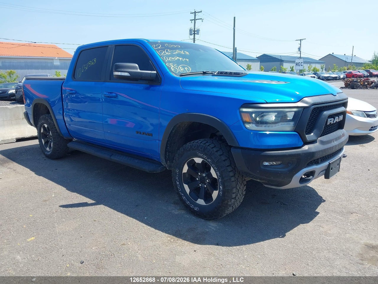 2022 RAM 1500 REBEL thumbnail 2
