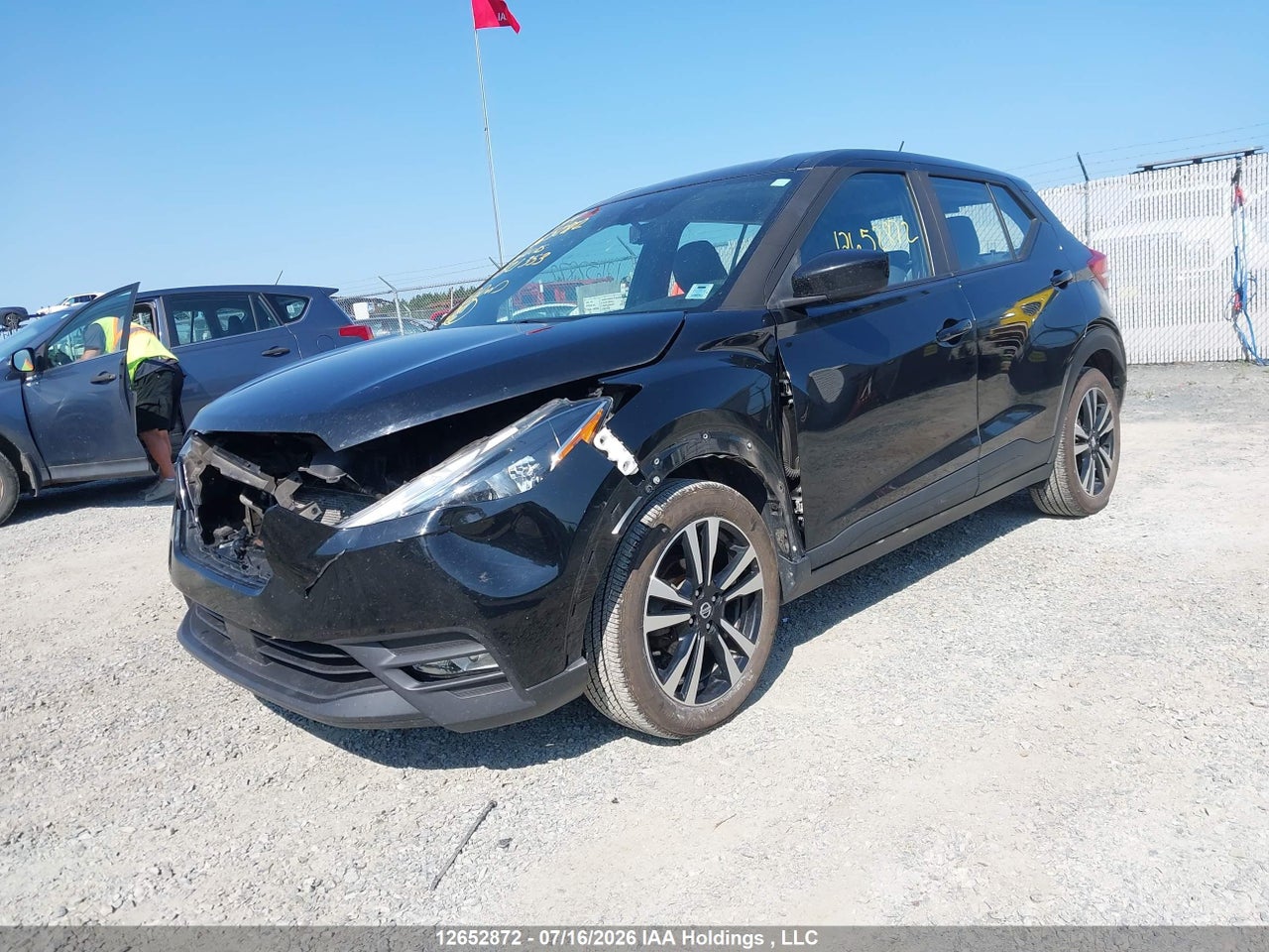 2020 NISSAN KICKS SV thumbnail 3