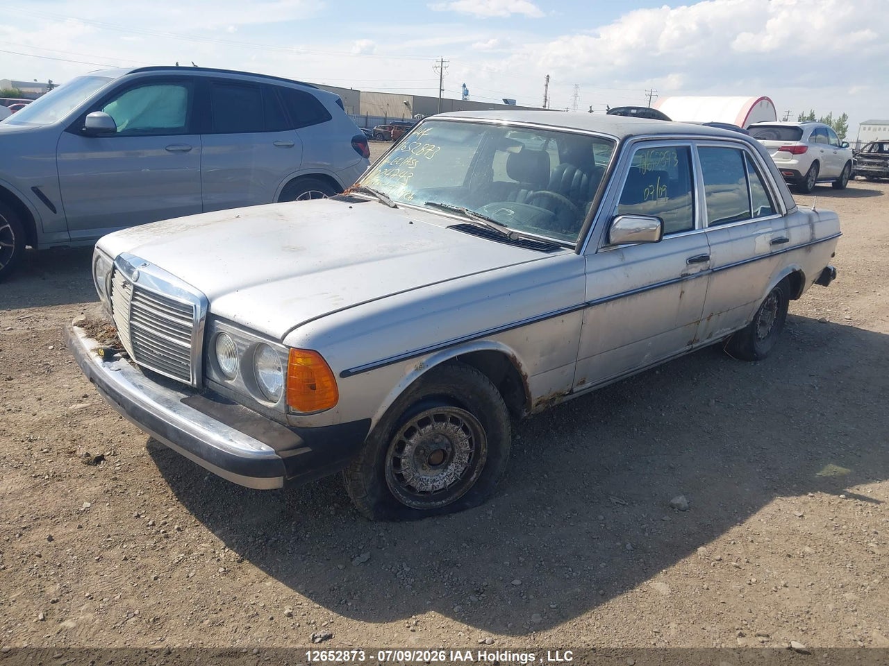 1983 MERCEDES BENZ 300 DT thumbnail 3