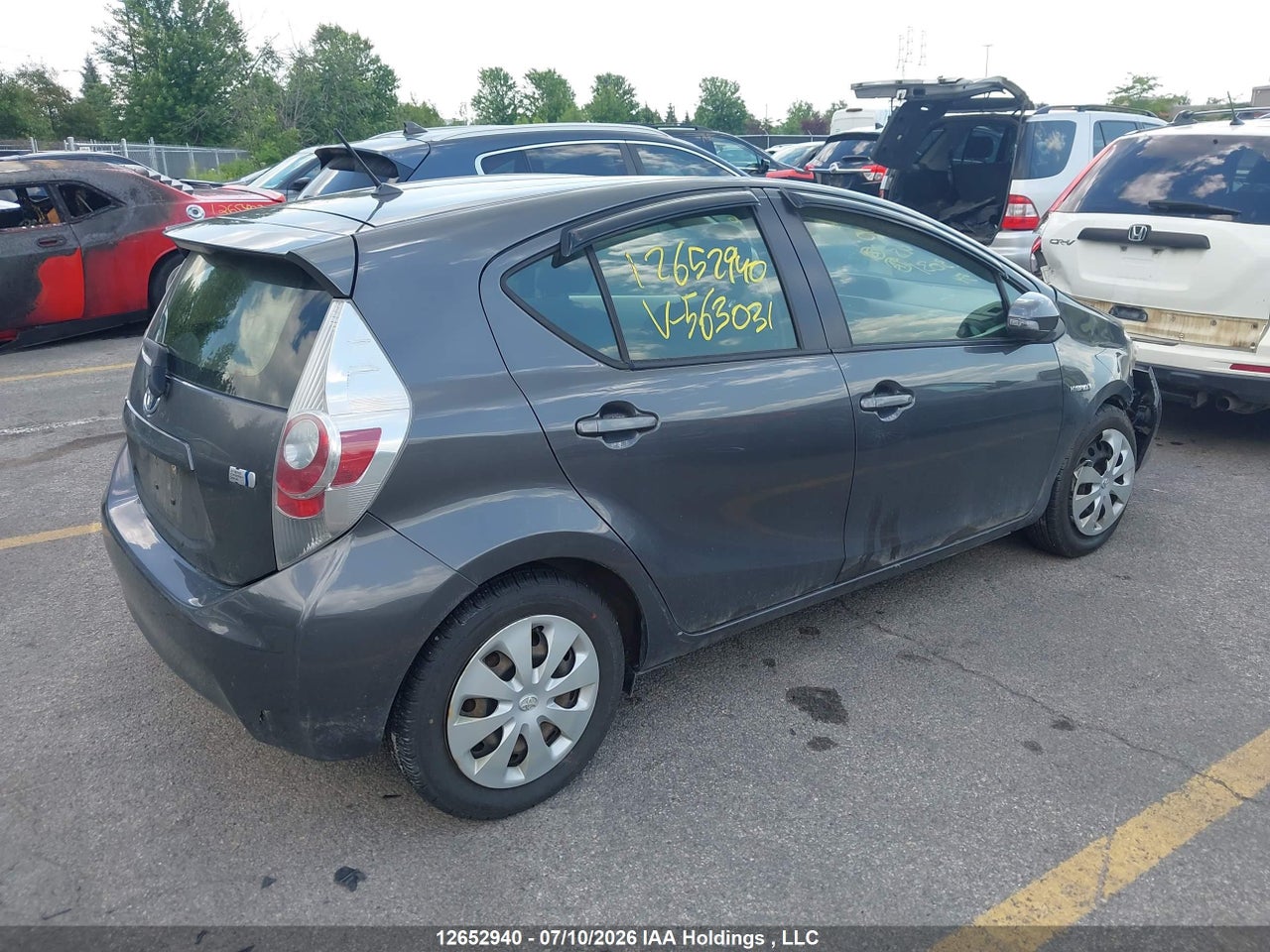 2014 TOYOTA Prius c thumbnail 5