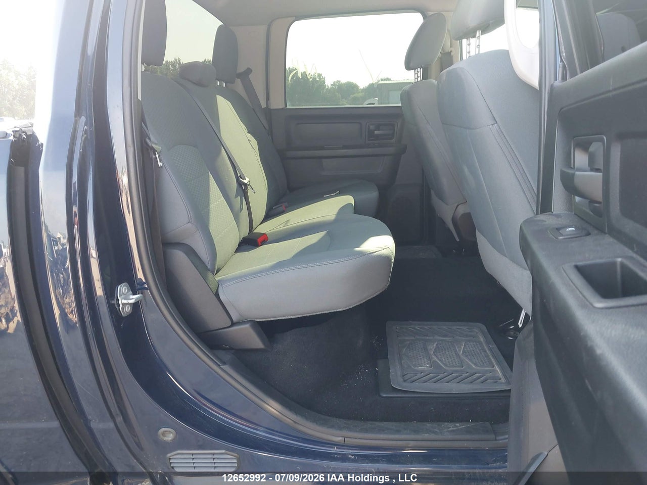 2017 RAM 1500 ST thumbnail 9
