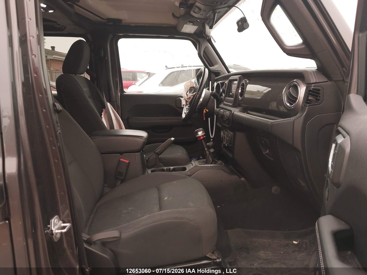 2019 JEEP WRANGLER UNLIMITED SAHARA thumbnail 6