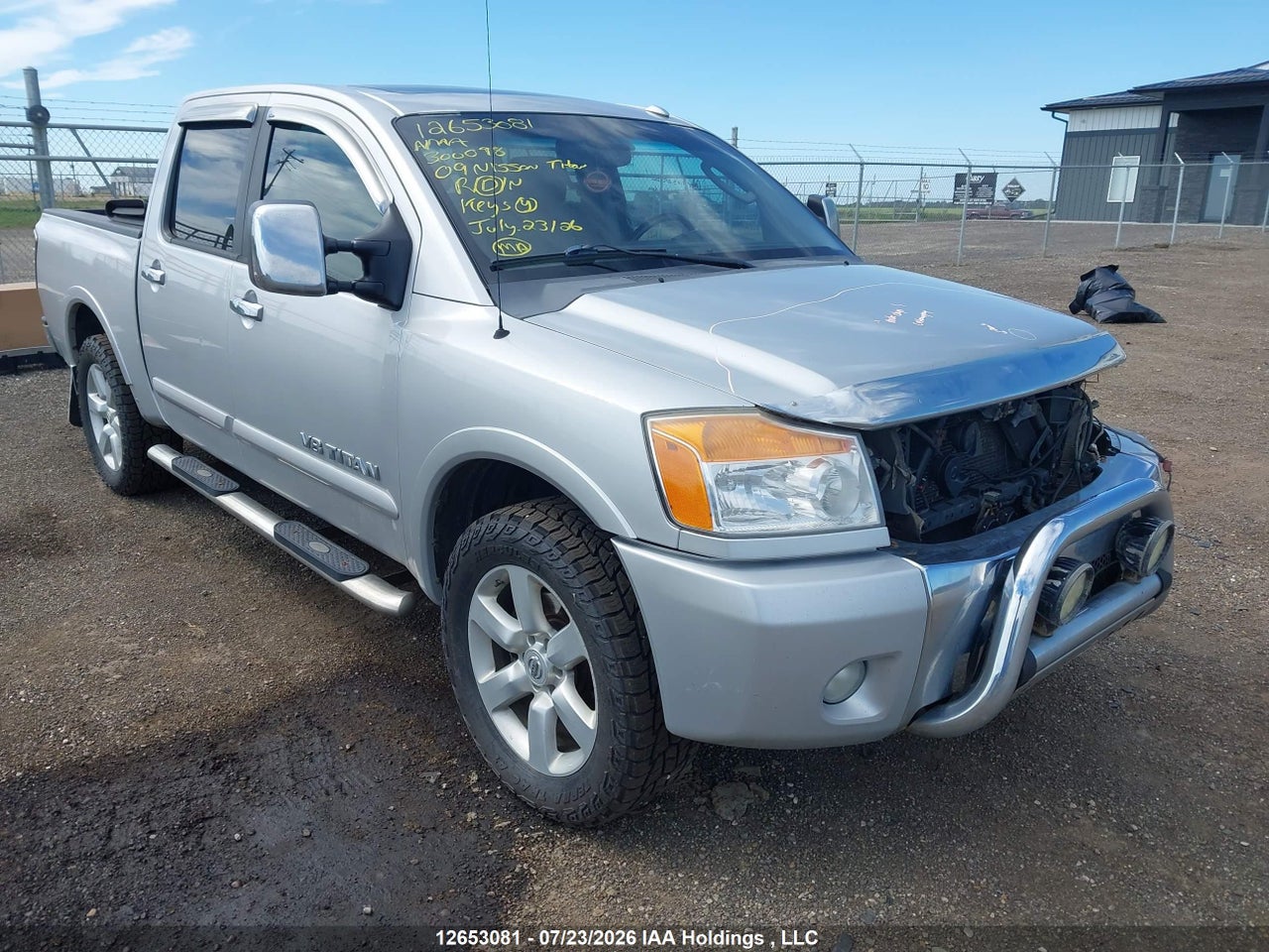 2009 NISSAN TITAN XE/SE/LE/PRO-4X thumbnail 2