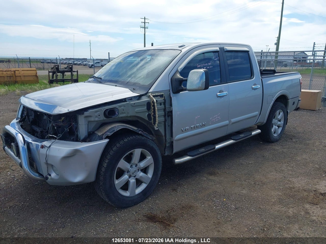 2009 NISSAN TITAN XE/SE/LE/PRO-4X thumbnail 3