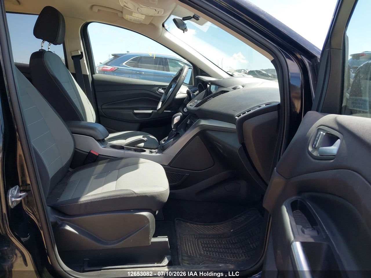 2016 FORD ESCAPE SE thumbnail 6