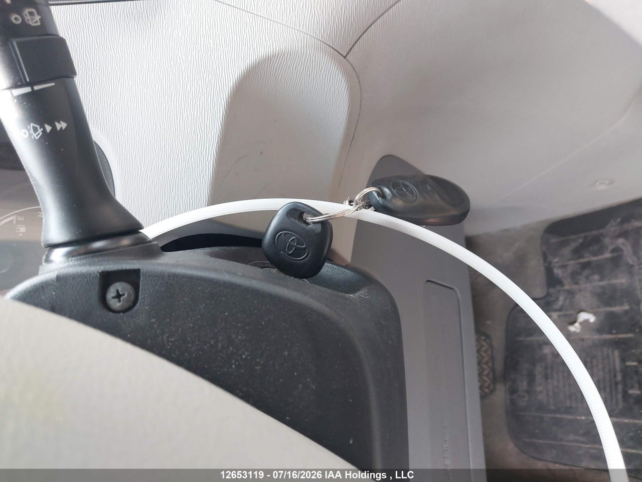 2013 TOYOTA SIENNA LE thumbnail 12