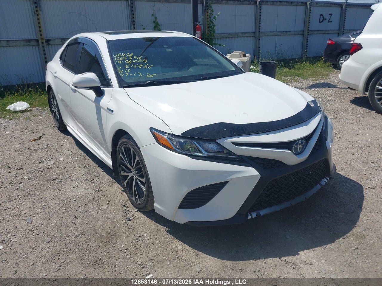 2019 TOYOTA CAMRY thumbnail 2