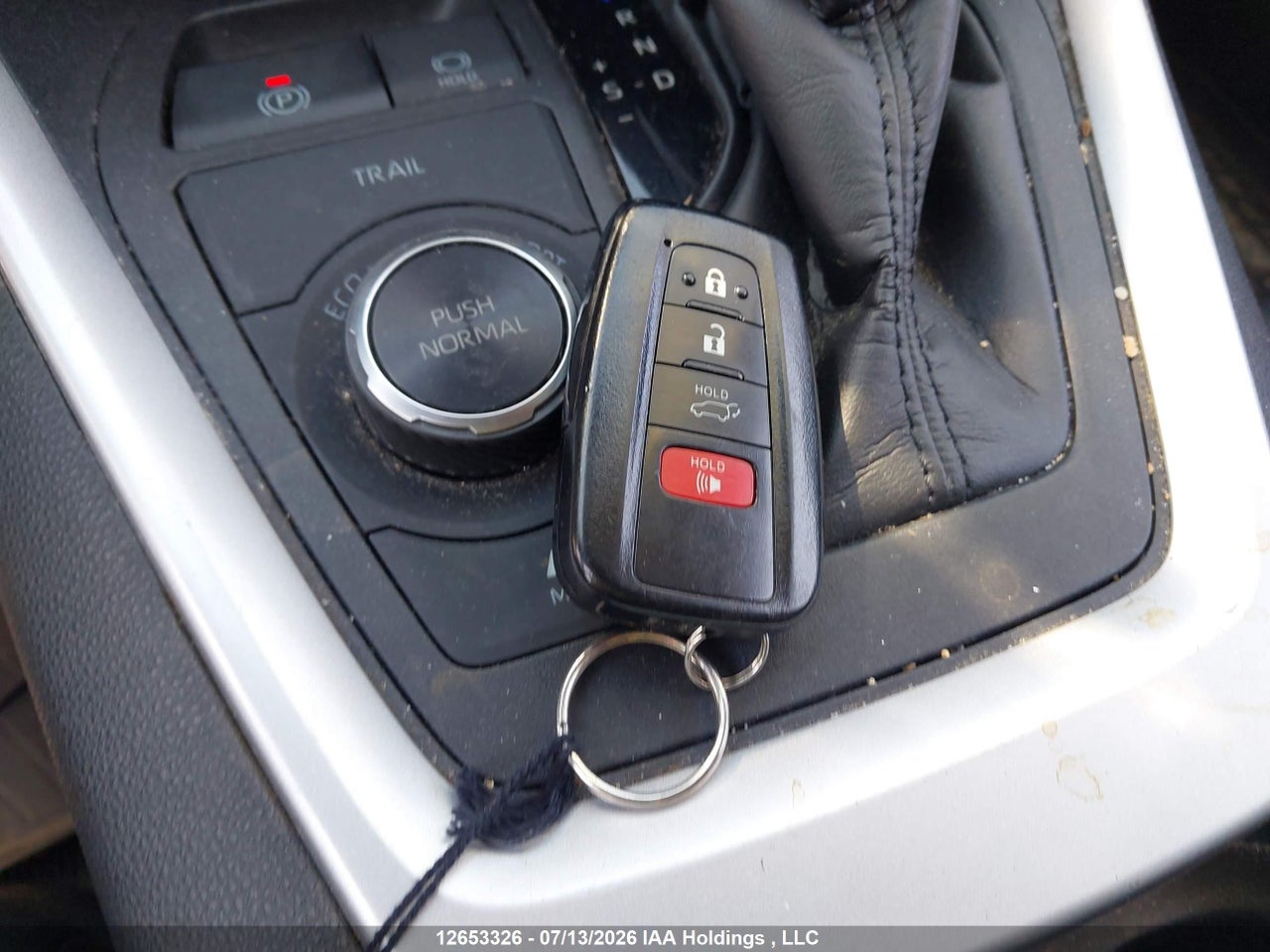 2020 TOYOTA RAV4 HYBRID XLE thumbnail 12
