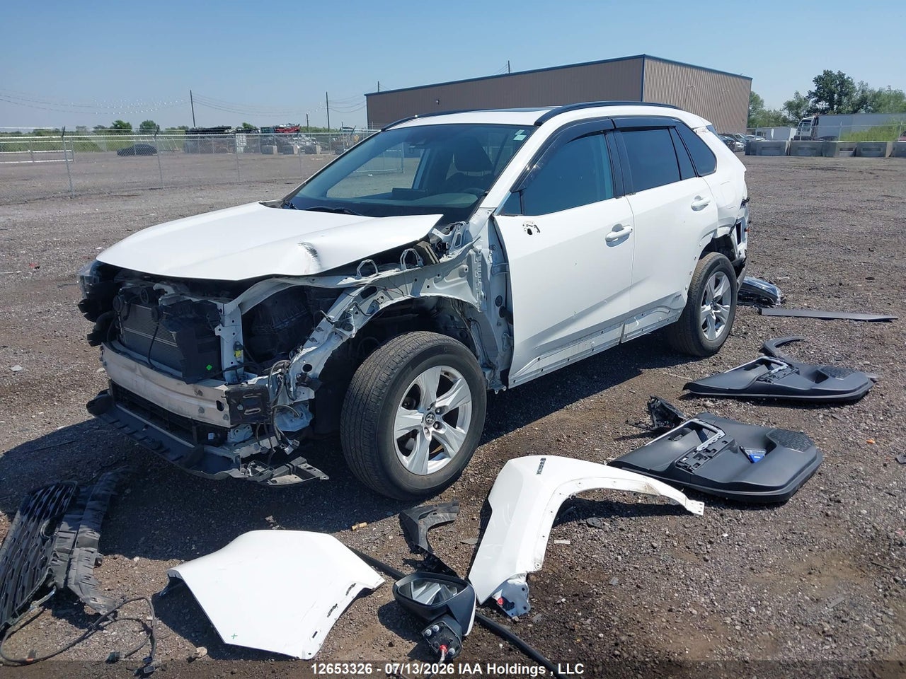 2020 TOYOTA RAV4 HYBRID XLE thumbnail 3