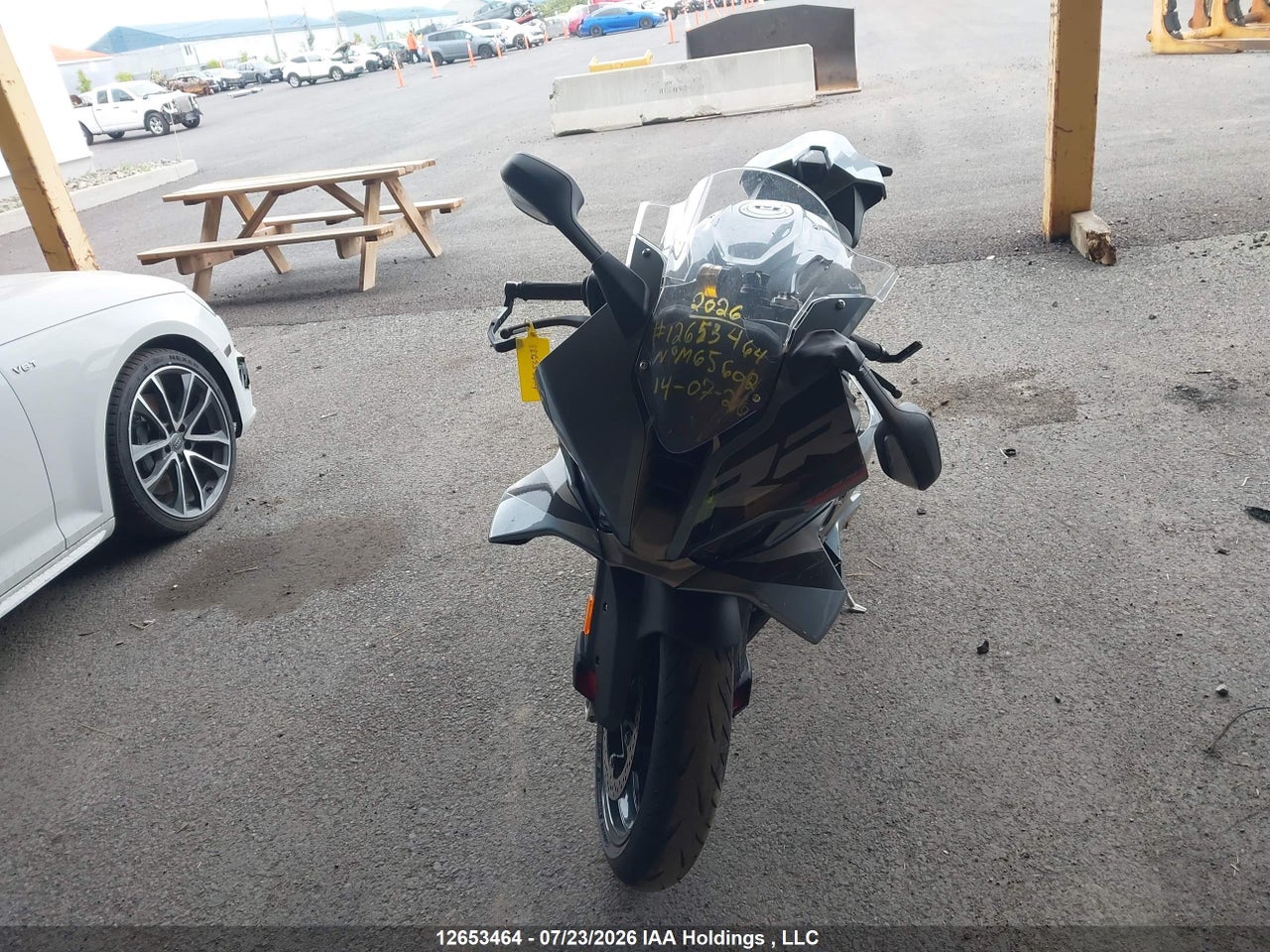 2026 BMW S 1000 RR thumbnail 6