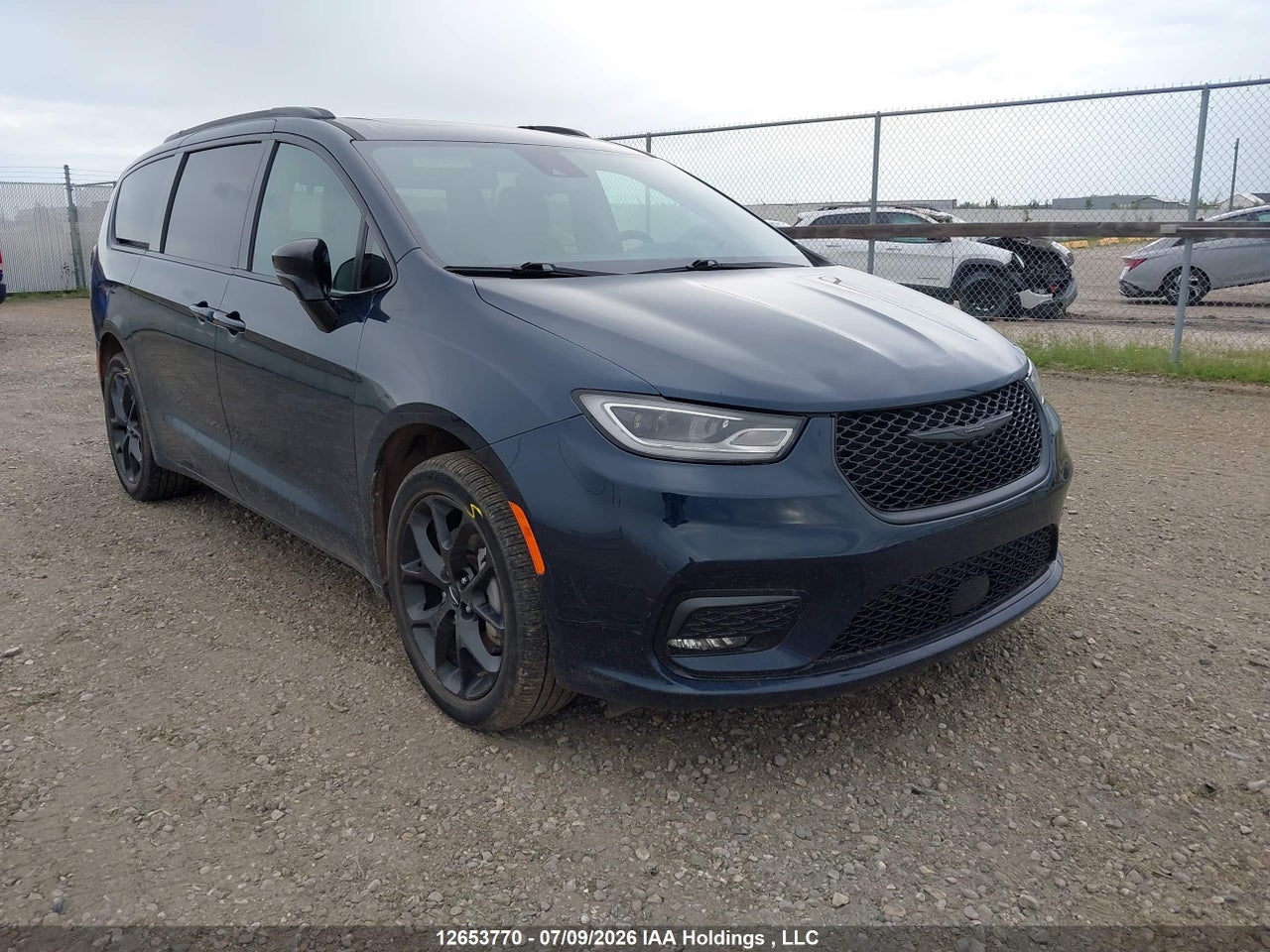 2024 CHRYSLER PACIFICA TOURING L thumbnail 2