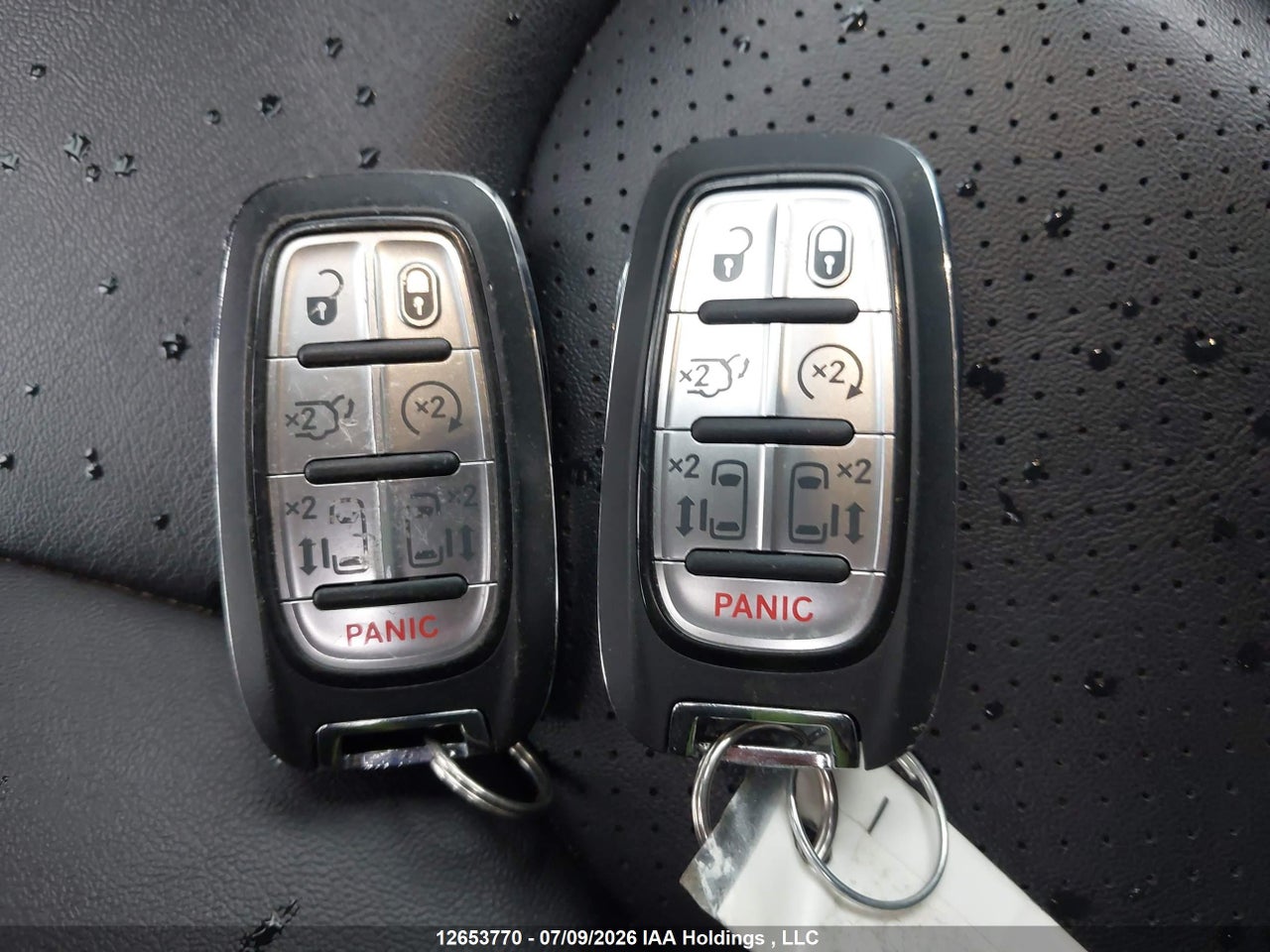 2024 CHRYSLER PACIFICA TOURING L thumbnail 11