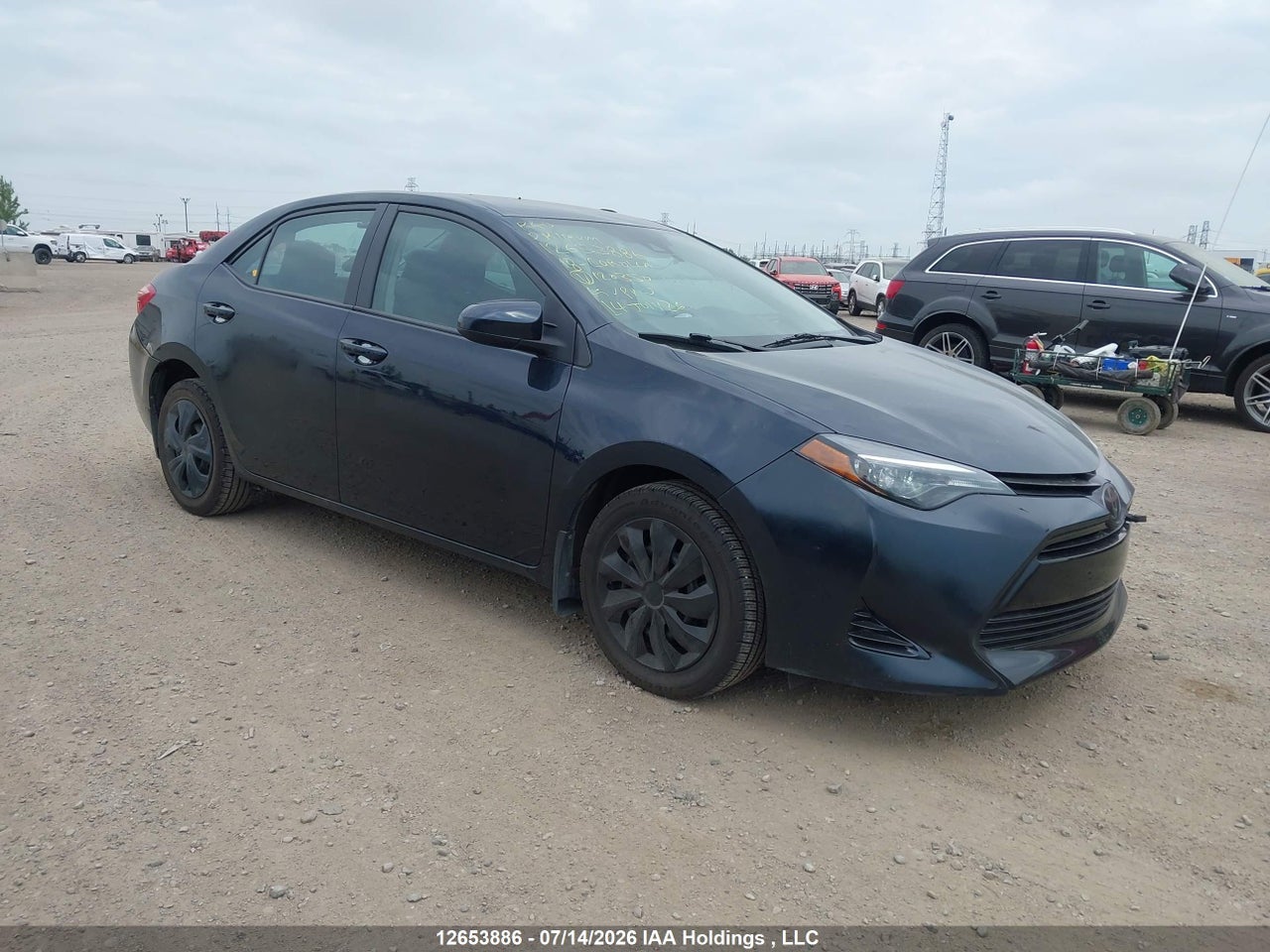 2018 TOYOTA COROLLA LE thumbnail 2