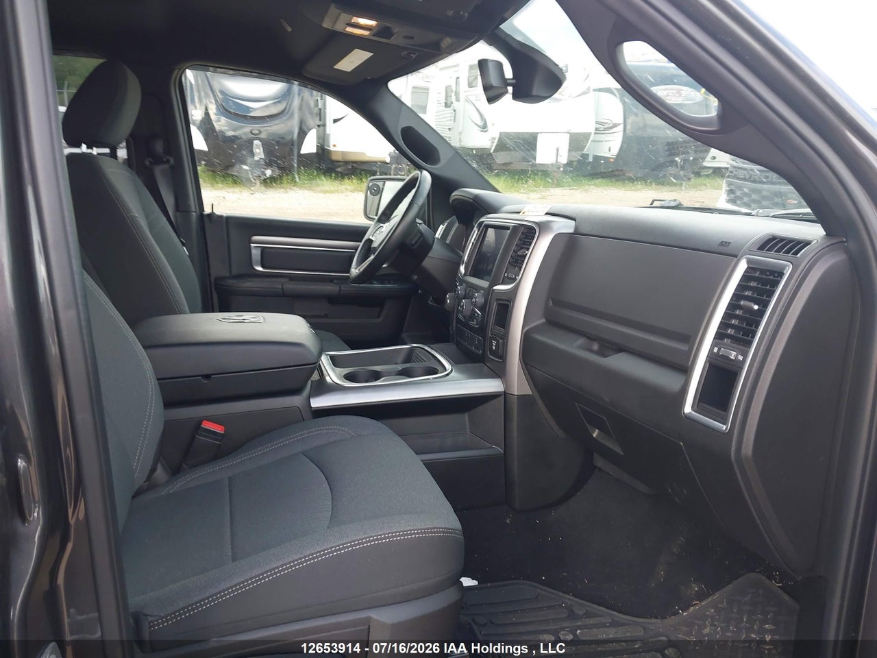 2022 RAM 1500 CLASSIC SLT thumbnail 6